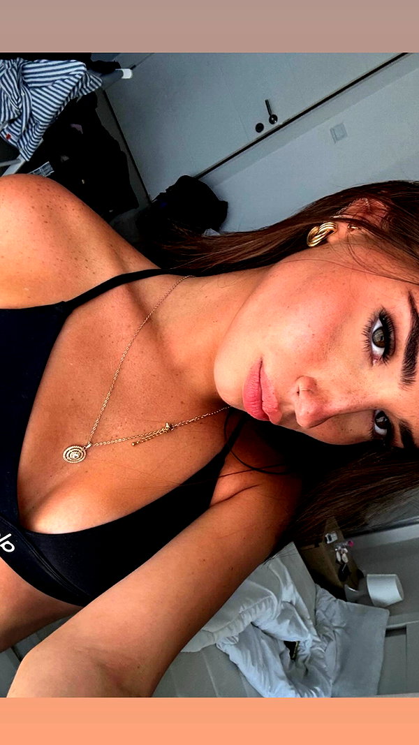 taliaeno__ taliaeno__ archive image