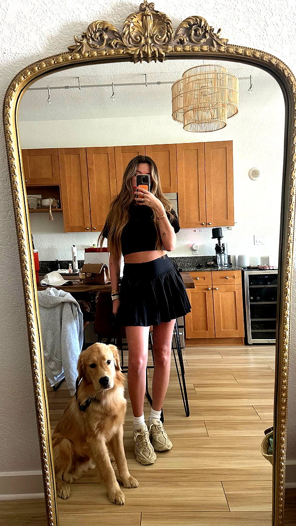 taylorballarddd taylorballarddd archive image