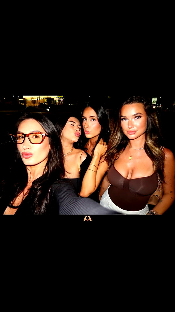 taylorballarddd taylorballarddd archive image