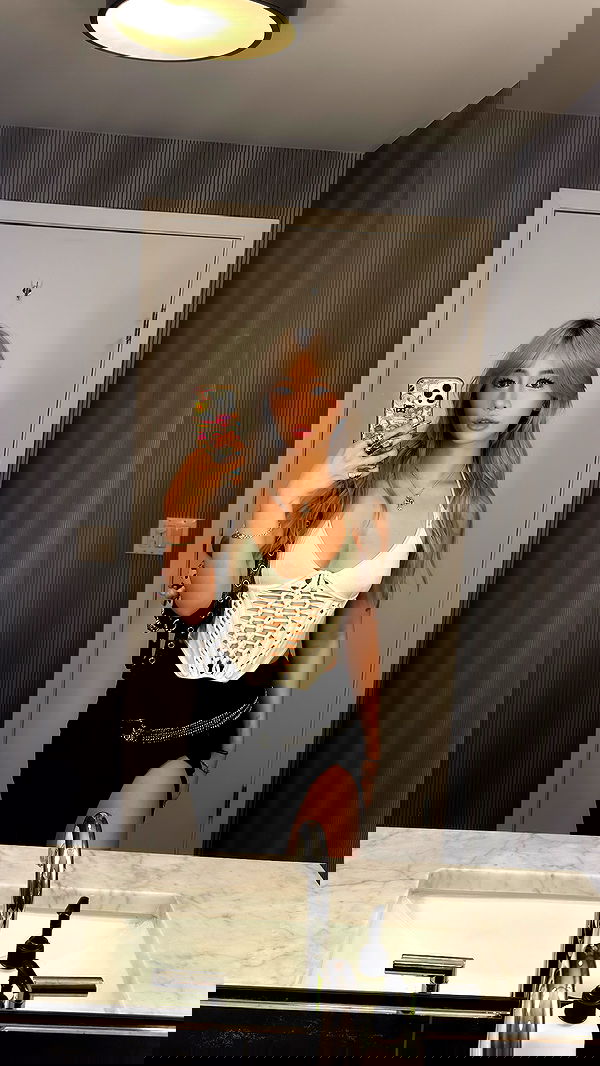 tiffanobi tiffanobi archive image