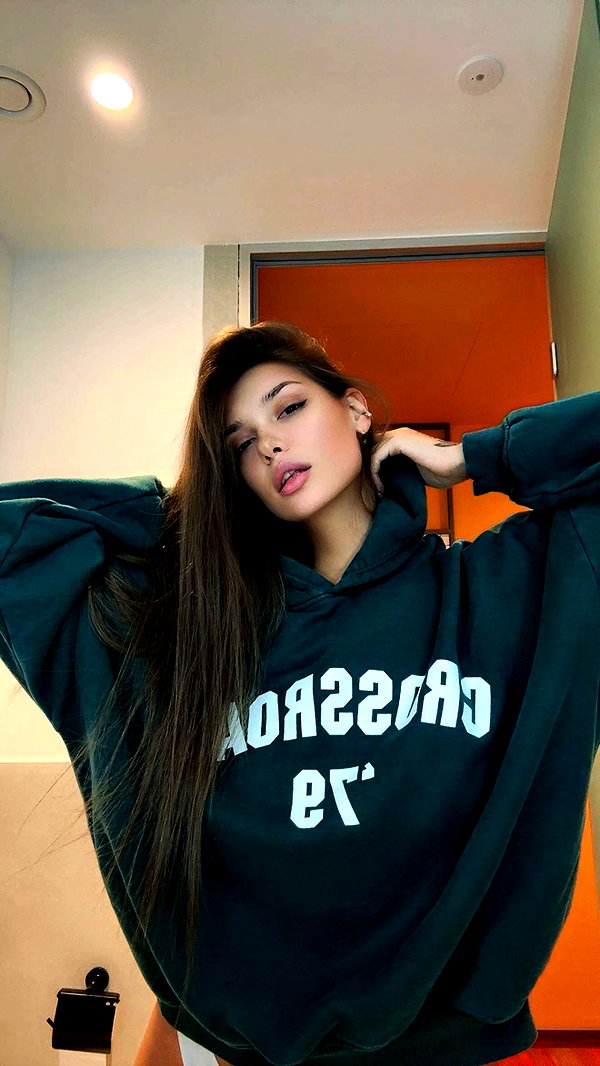 tori_t96 instagram image archive image