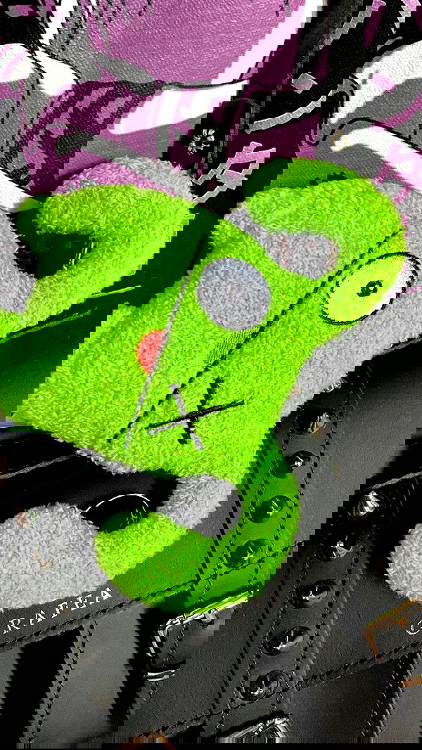 toriawashere image ~ Altpins