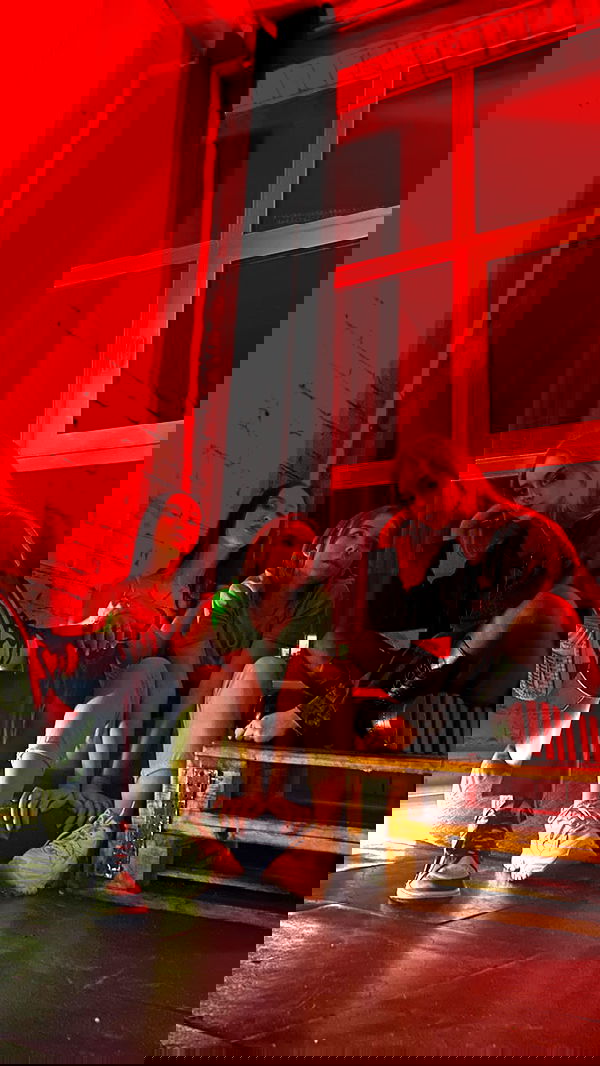 toriawashere image ~ Altpins