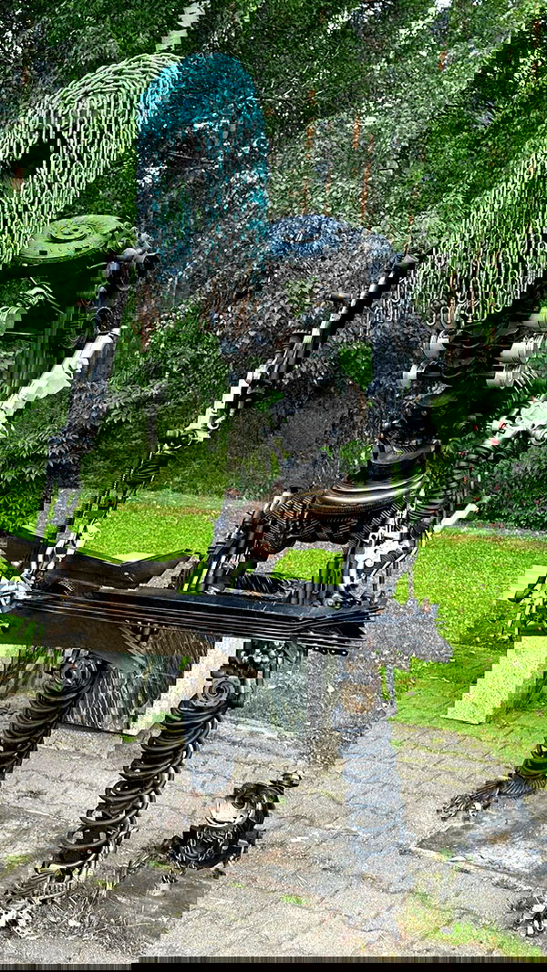 toriawashere image ~ Altpins