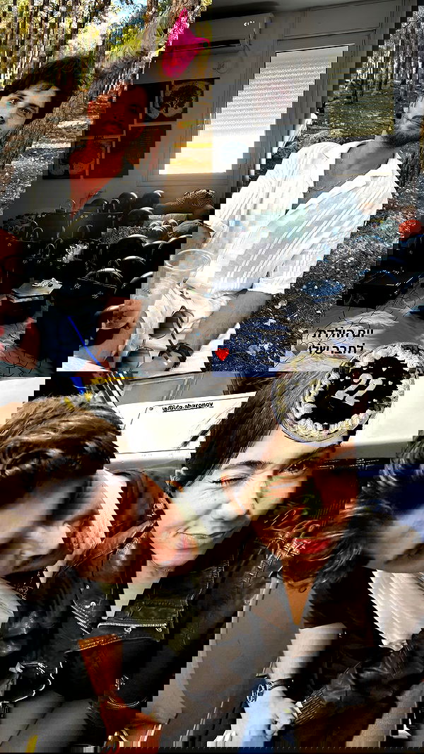 tuliish_ image ~ Altpins