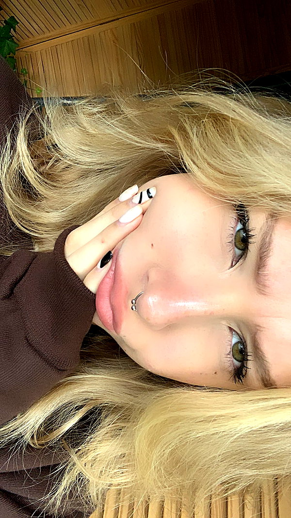 umitsbeee instagram image archive image