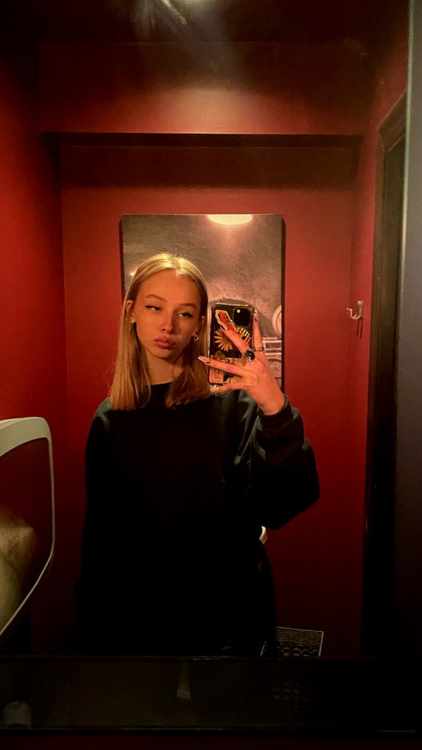 umitsbeee instagram image archive image