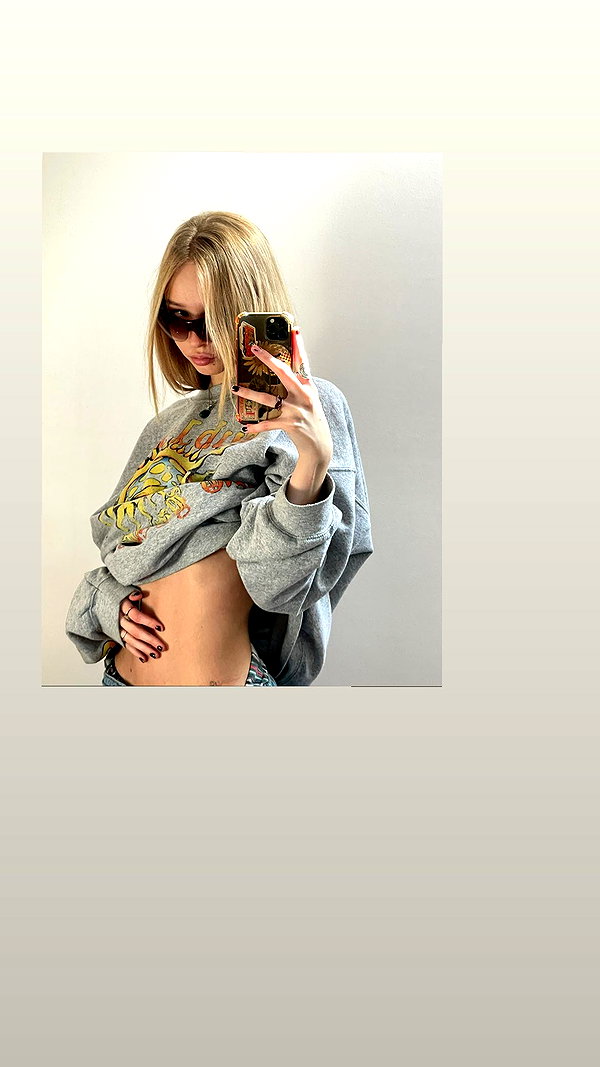 umitsbeee instagram image archive image