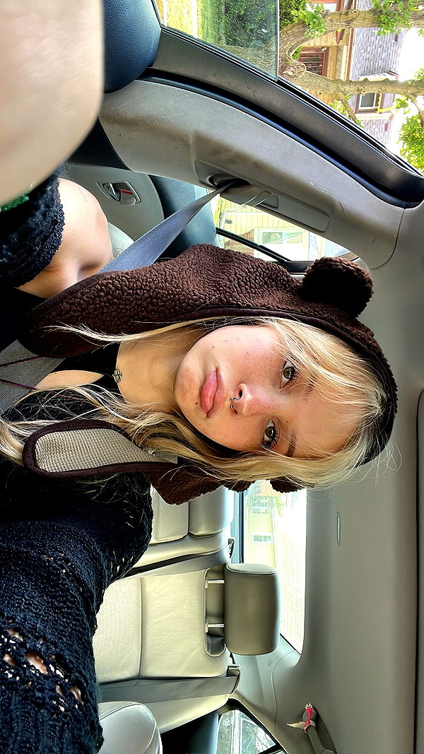umitsbeee instagram image archive image