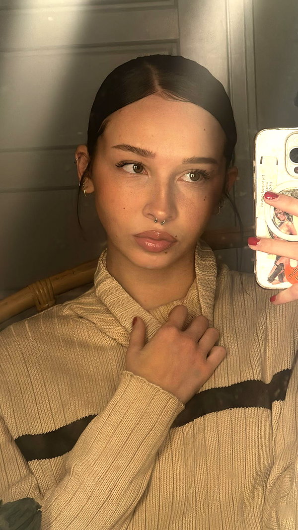 umitsbeee instagram image archive image