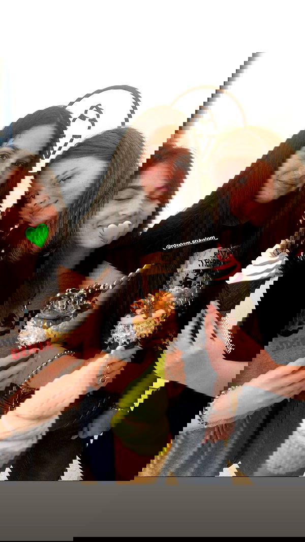 v.e.r.o._.n.i.c.a image ~ Altpins