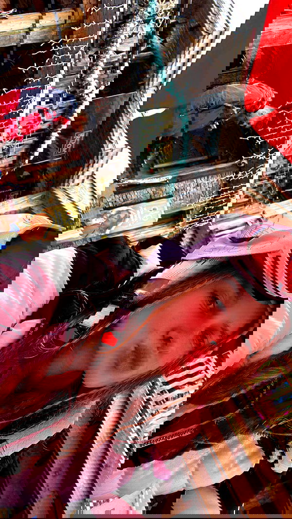 valeria_lukin valeria_lukin archive image