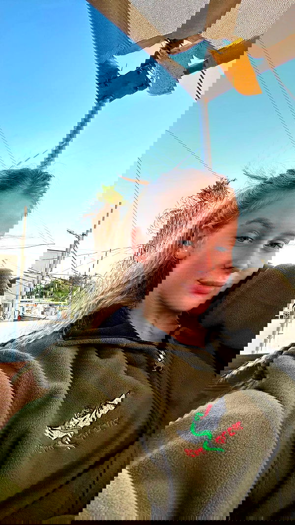 valeria_lukin valeria_lukin archive image