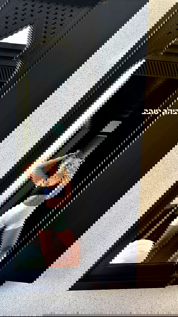 valeria_lukin valeria_lukin archive image