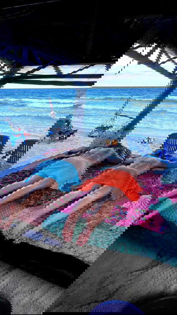 valeria_lukin valeria_lukin archive image