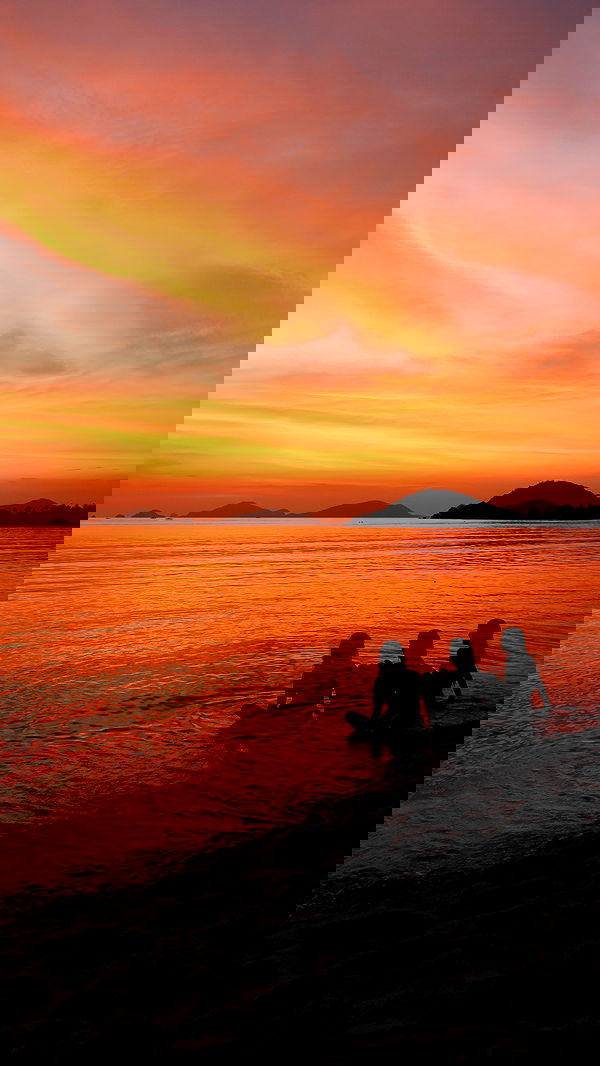 valeria_lukin valeria_lukin archive image