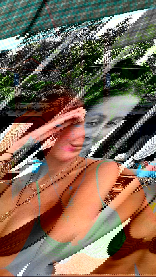 valeria_lukin valeria_lukin archive image