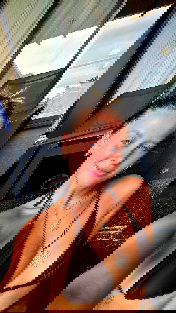 valeria_lukin valeria_lukin archive image