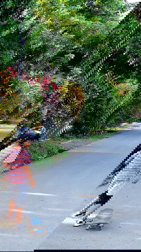 valeria_lukin valeria_lukin archive image