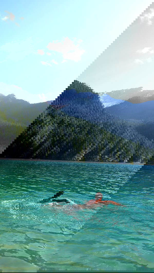 valeria_lukin valeria_lukin archive image