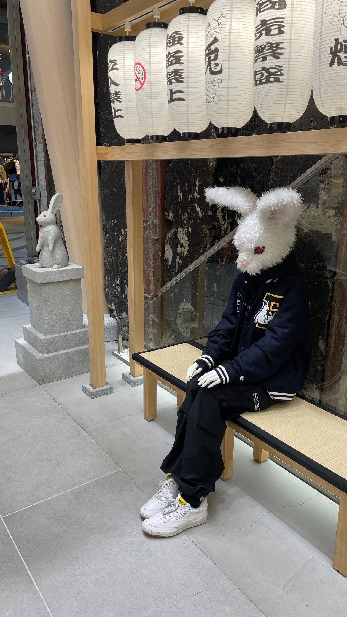 vanessa.julienne instagram image archive image