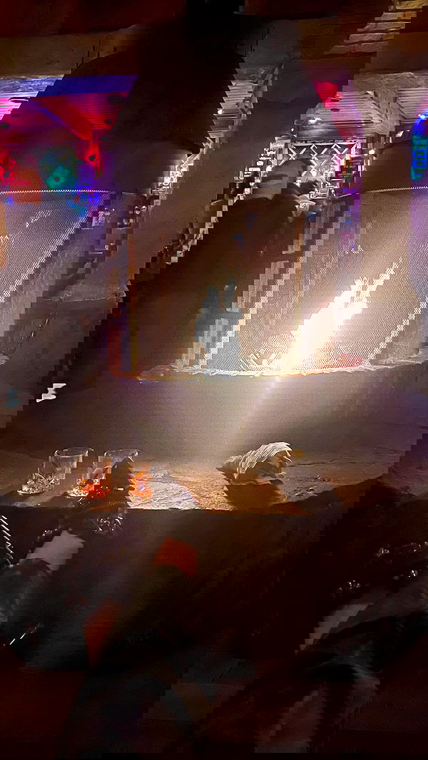 vanessa.julienne image ~ Altpins