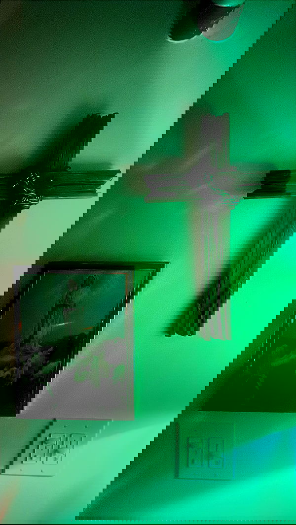 vanessa.julienne image ~ Altpins