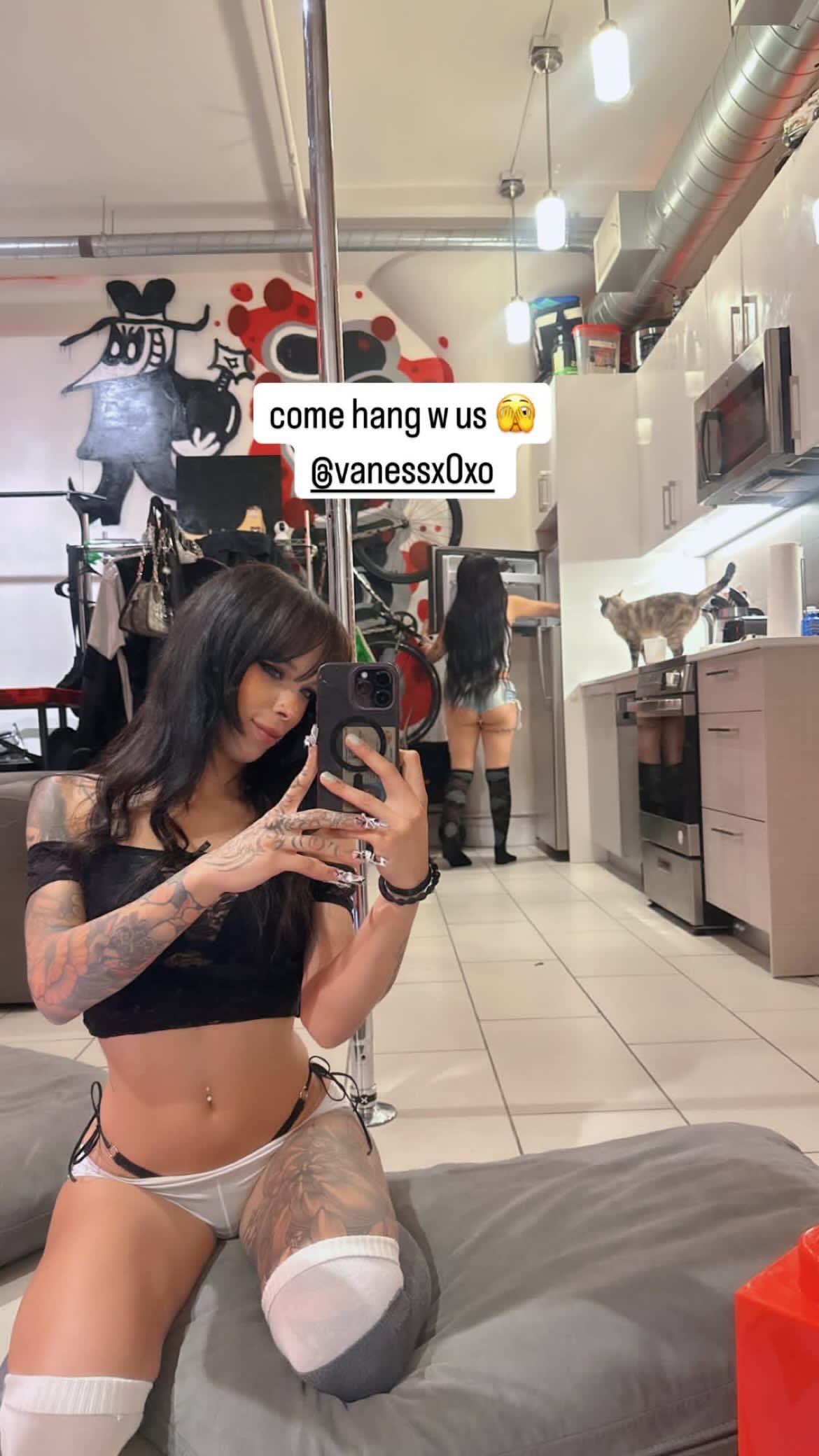 vanessa.julienne instagram image archive image