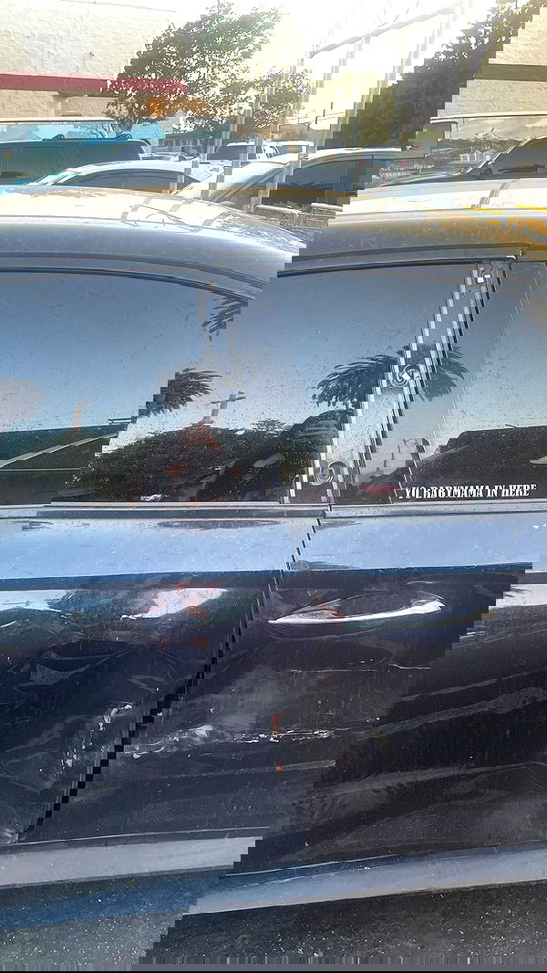 vanessa.julienne image ~ Altpins