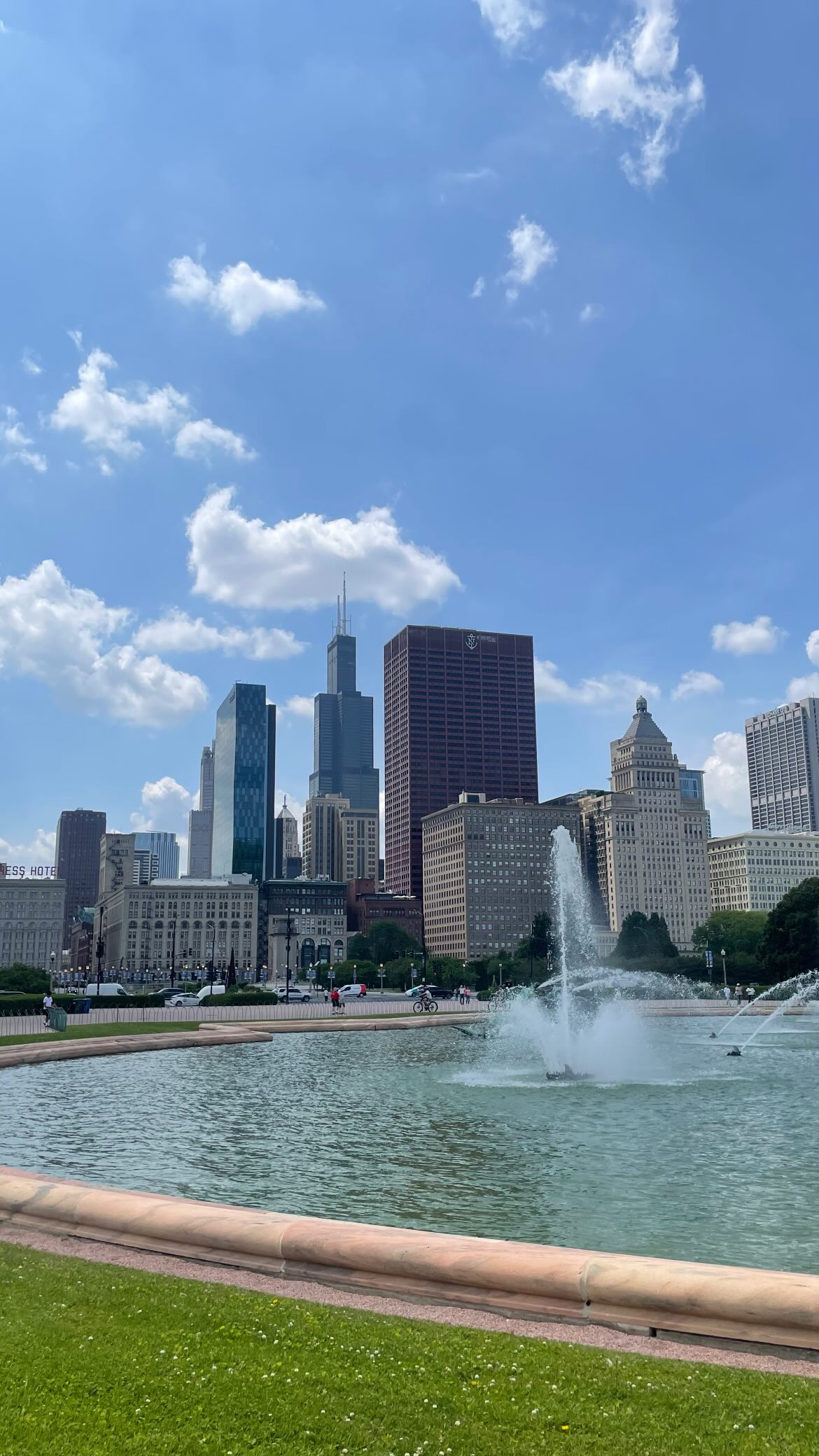 vanessa.julienne instagram image archive image