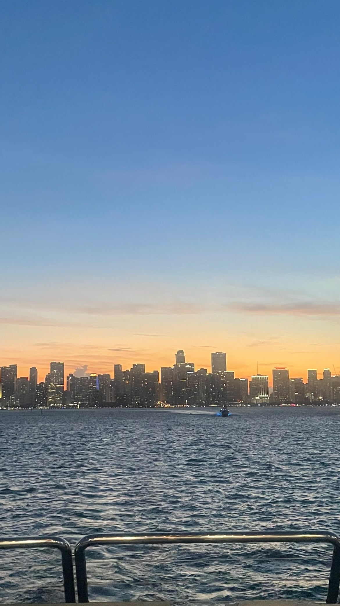 vanessa.julienne instagram image archive image