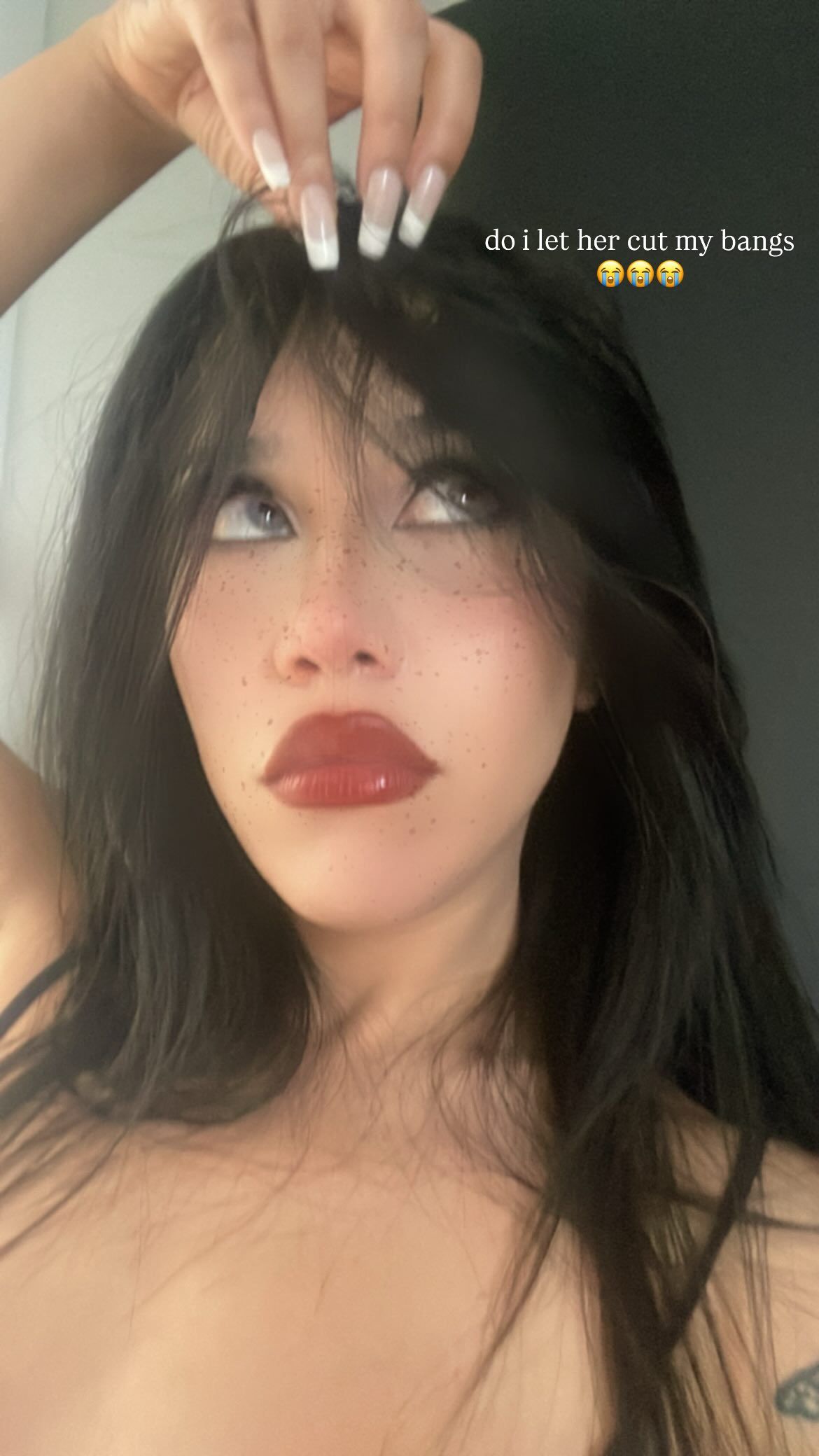 vanessa.julienne instagram image archive image