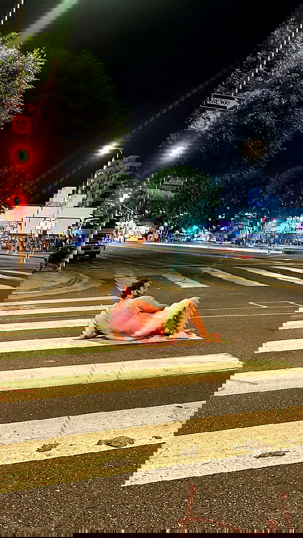 vanessa.julienne image ~ Altpins