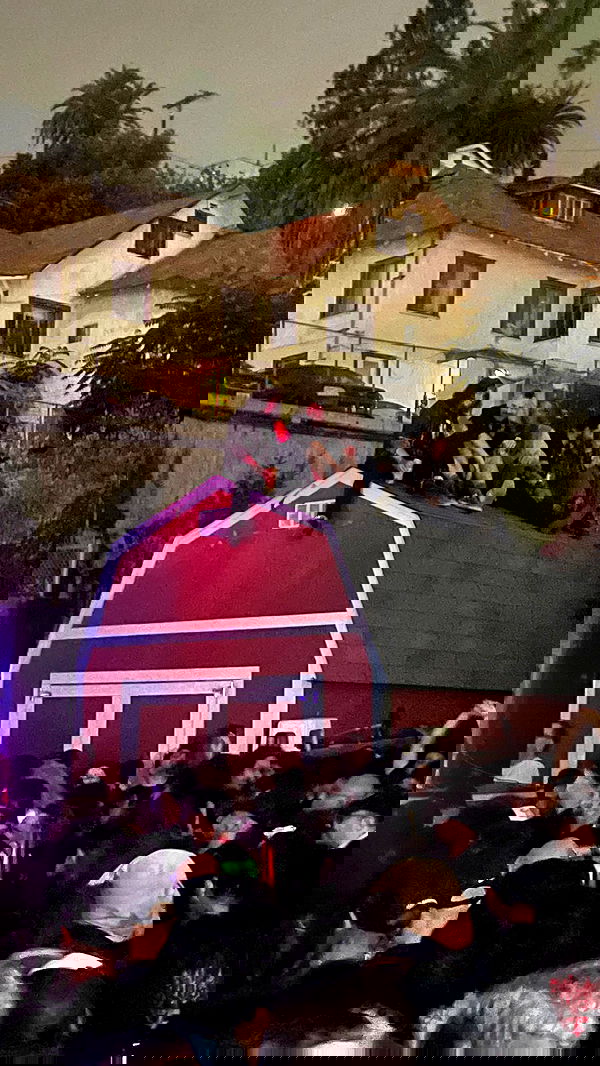 vanessa.julienne image ~ Altpins