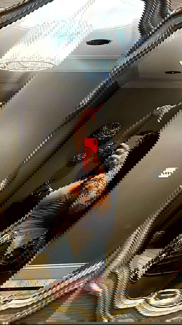 vanessa.julienne image ~ Altpins