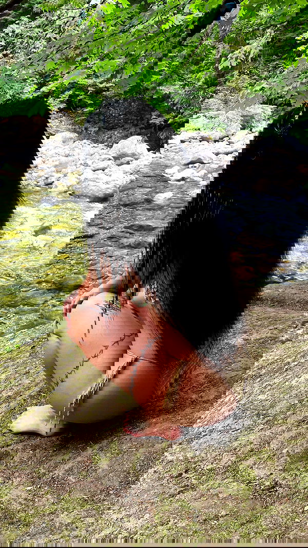 vanessa.julienne image ~ Altpins