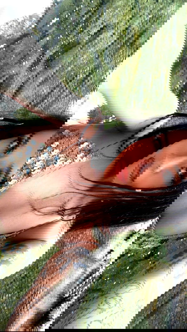 vanessa.julienne image ~ Altpins