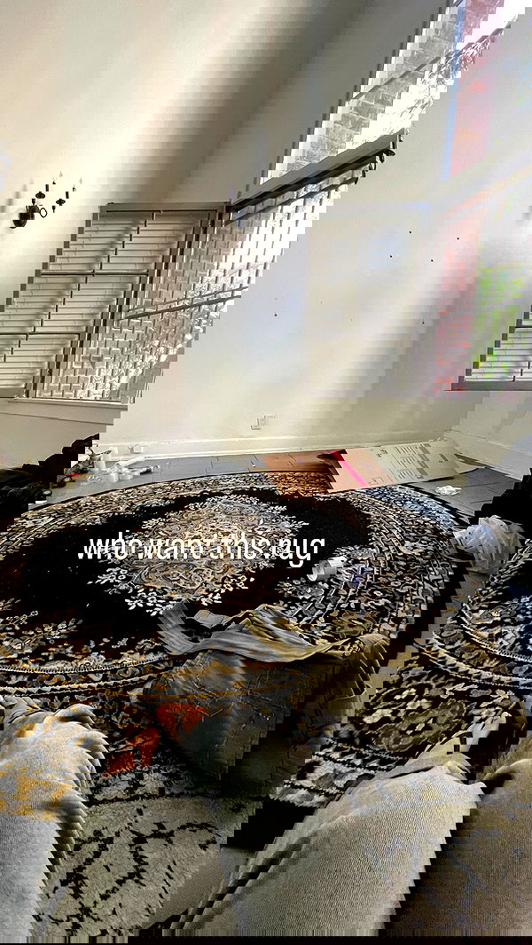 vanessa.julienne image ~ Altpins