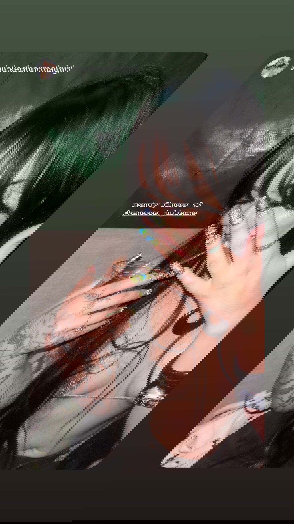 vanessa.julienne instagram image archive image