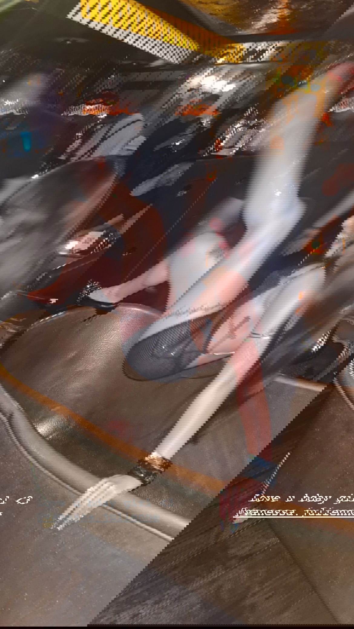 vanessa.julienne instagram image archive image