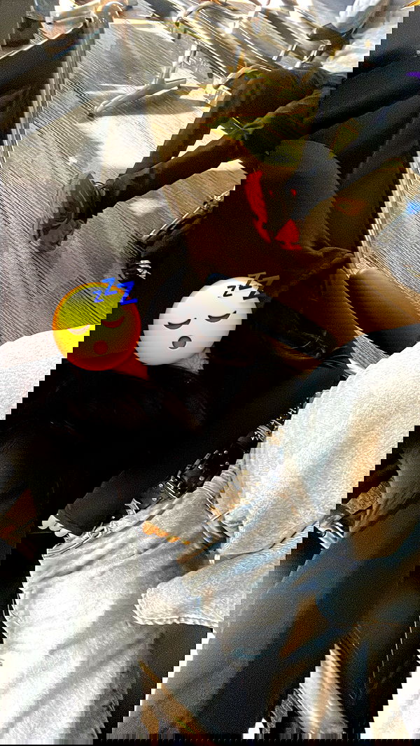 vanessa.julienne image ~ Altpins