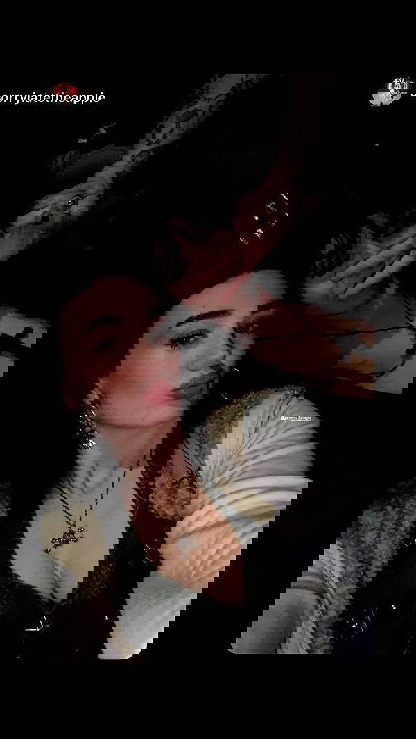 vanessa.julienne image ~ Altpins