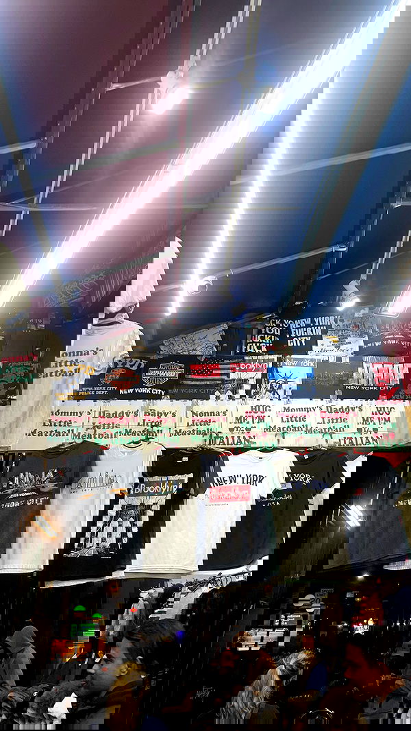 vanessa.julienne image ~ Altpins