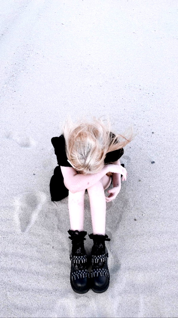 veildose instagram image archive image