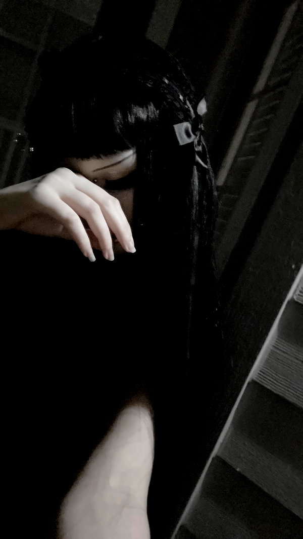 veildose instagram image archive image