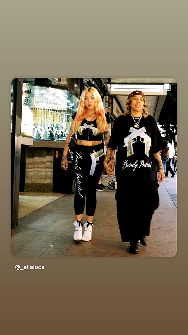 venenochelle instagram image archive image