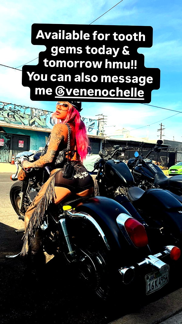 venenochelle instagram image archive image