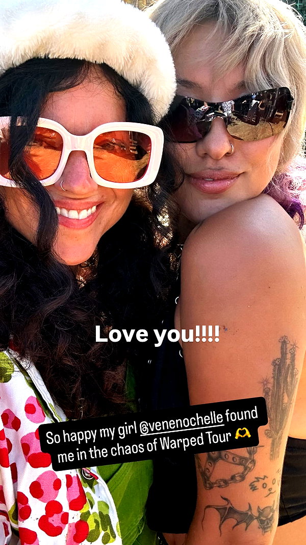 venenochelle instagram image archive image