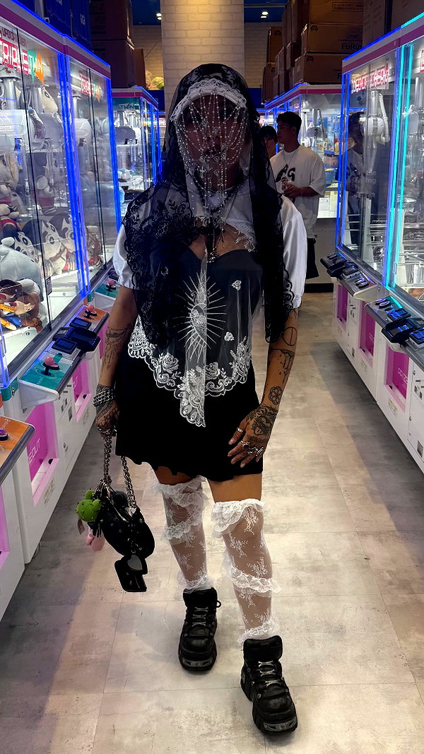 venenochelle instagram image archive image