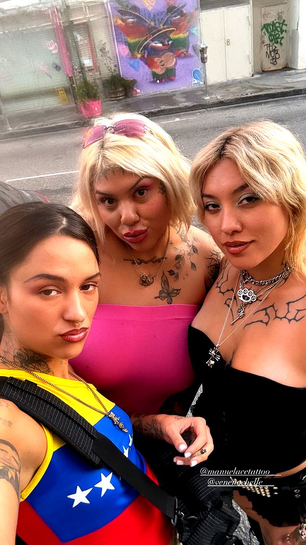 venenochelle instagram image archive image